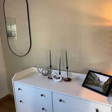 Koenigsstrasse Mit Waschmoeglichkeit, Ohne Dusche דירה Zschopau